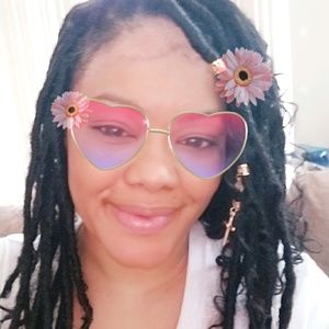 Meet your Posher, Janeen